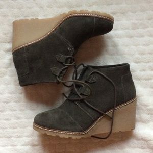 TOMS Olive Suede & Faux Crepe Desert Wedges